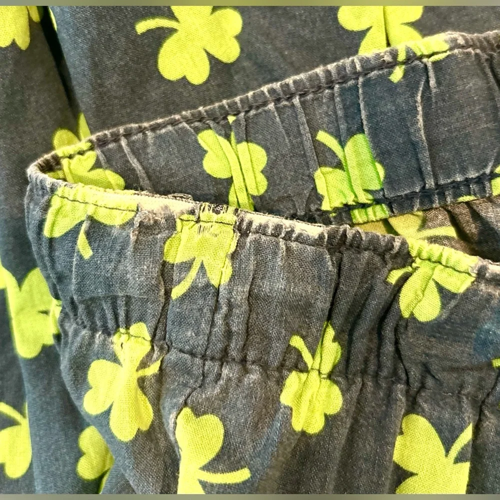 Old Navy Shamrock Pajama Pants, Lucky Irish St Patrick’s Day! Sz small